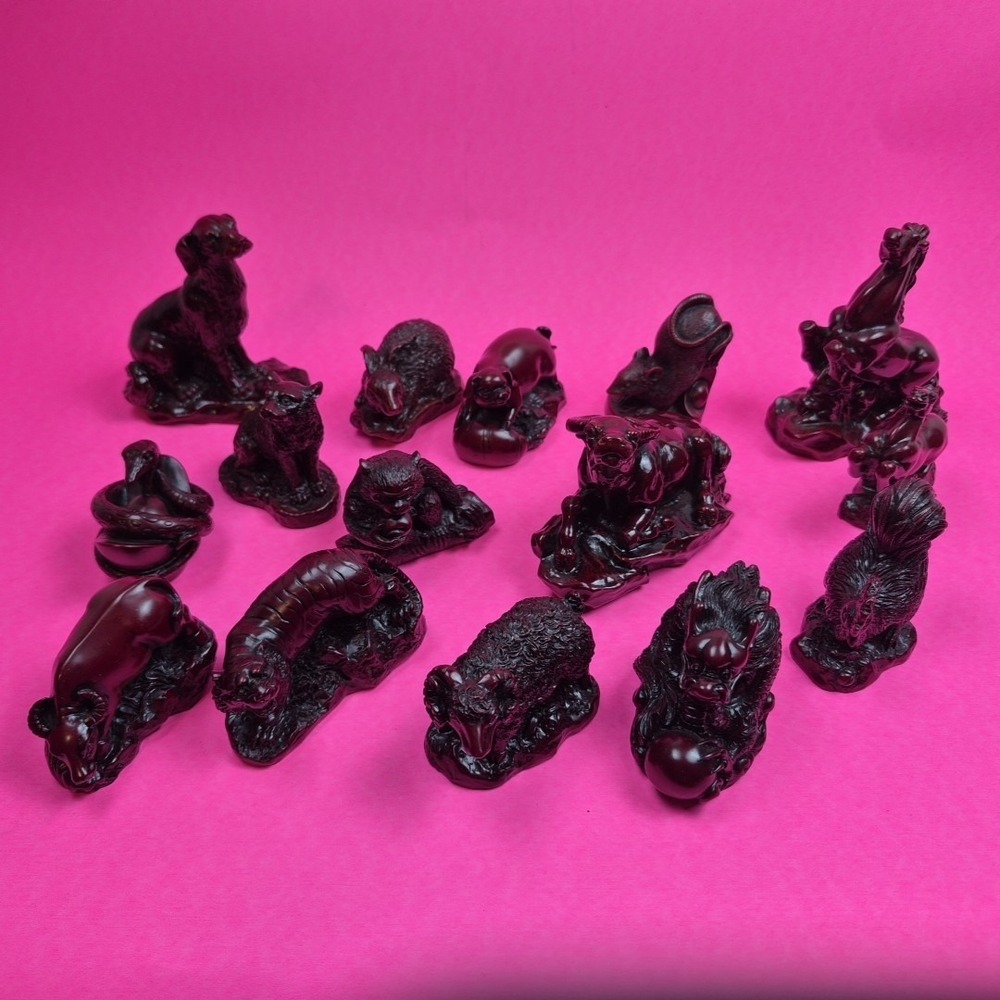 12+ Vintage‎ Chinese Zodiac Animal Figurine Faux Cinnabar Red Resin Astrology
